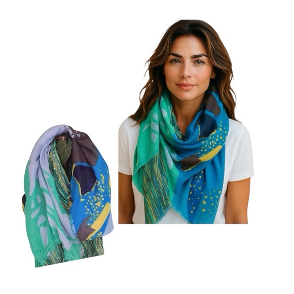 Infinity Loop Scarf - Picture 9 of 9